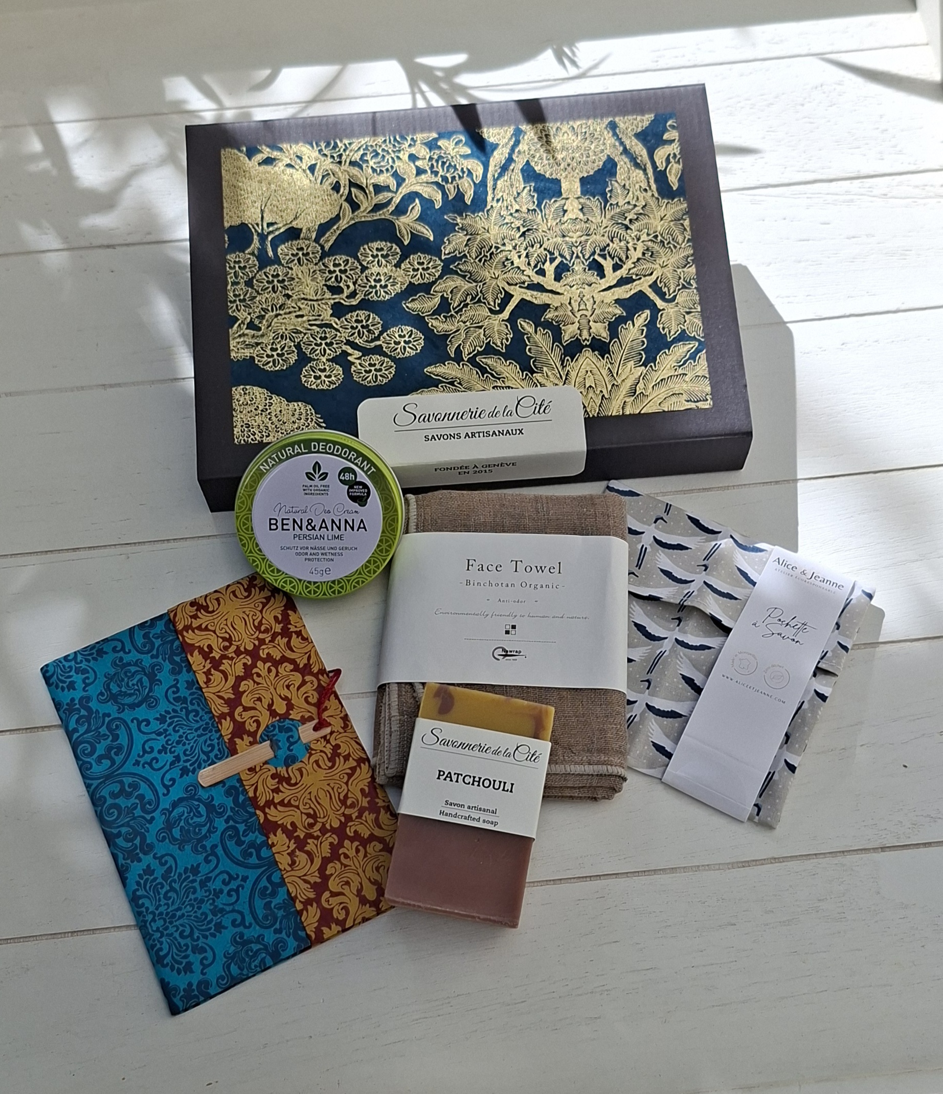 Nouveau - Le Coffret du Voyage Patchouli – Image 2